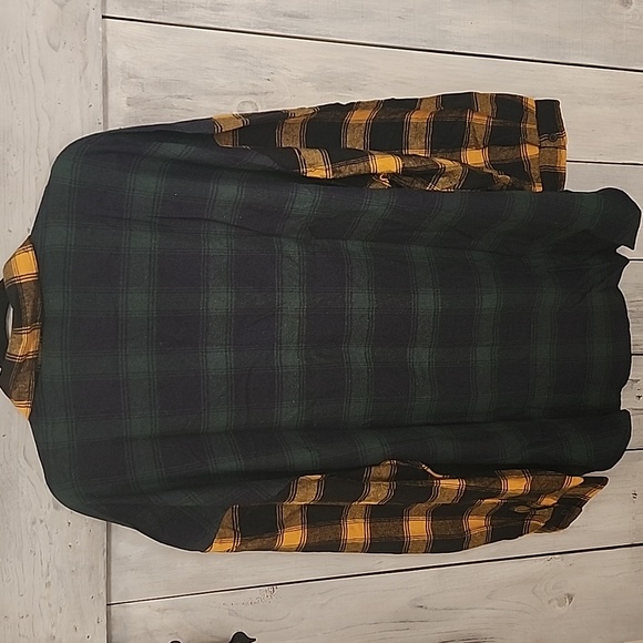 New Look Women's Mismatch Flannel Button Down Top NWT Size 3X - Picture 3 of 11